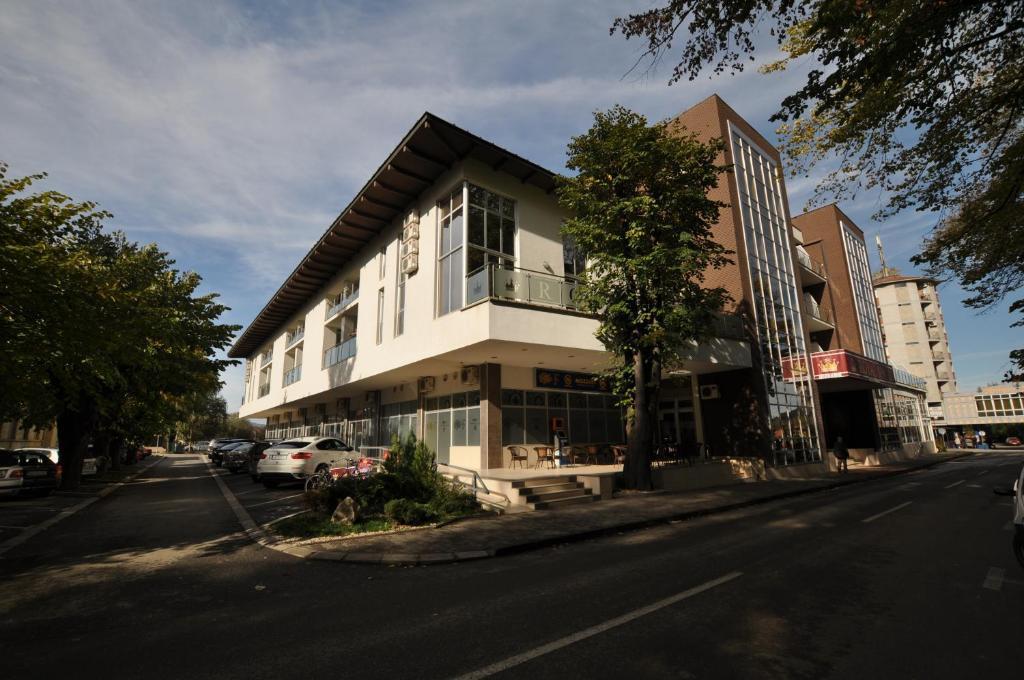 Hotel Royal Spa Banja Koviljača Екстериор снимка